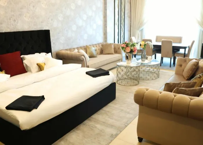 Luxury Apartment By Oima Leasing Property